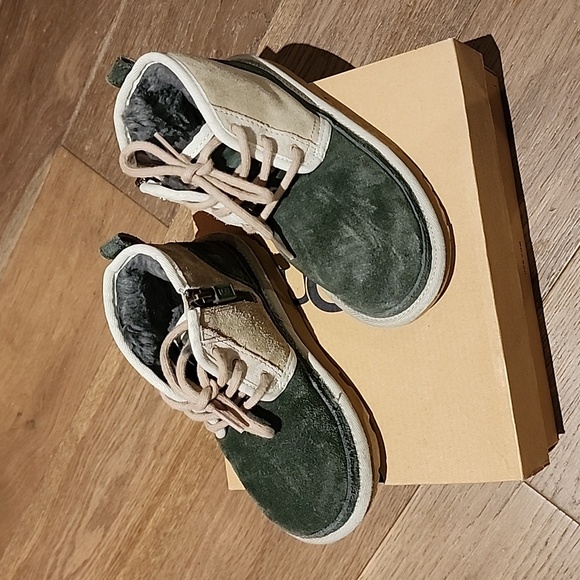 Ugg kids boots - Picture 5 of 6